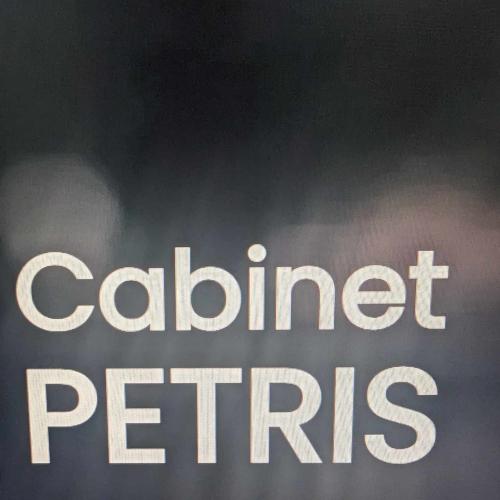 Maître Marie-eve Petris