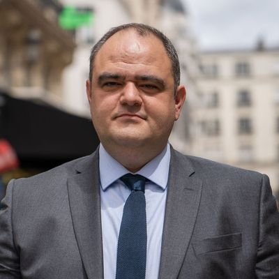 Benjamin Dewhurst