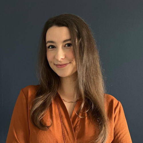 Chloé Dos Reis