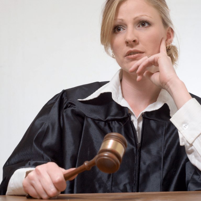 Contester une décision de justice : les 5 choses à savoir.